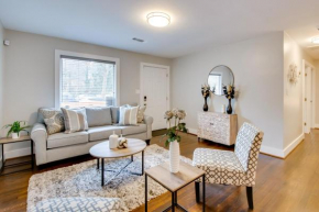 Pet-Friendly Home about 6 Mi to Downtown Atlanta!